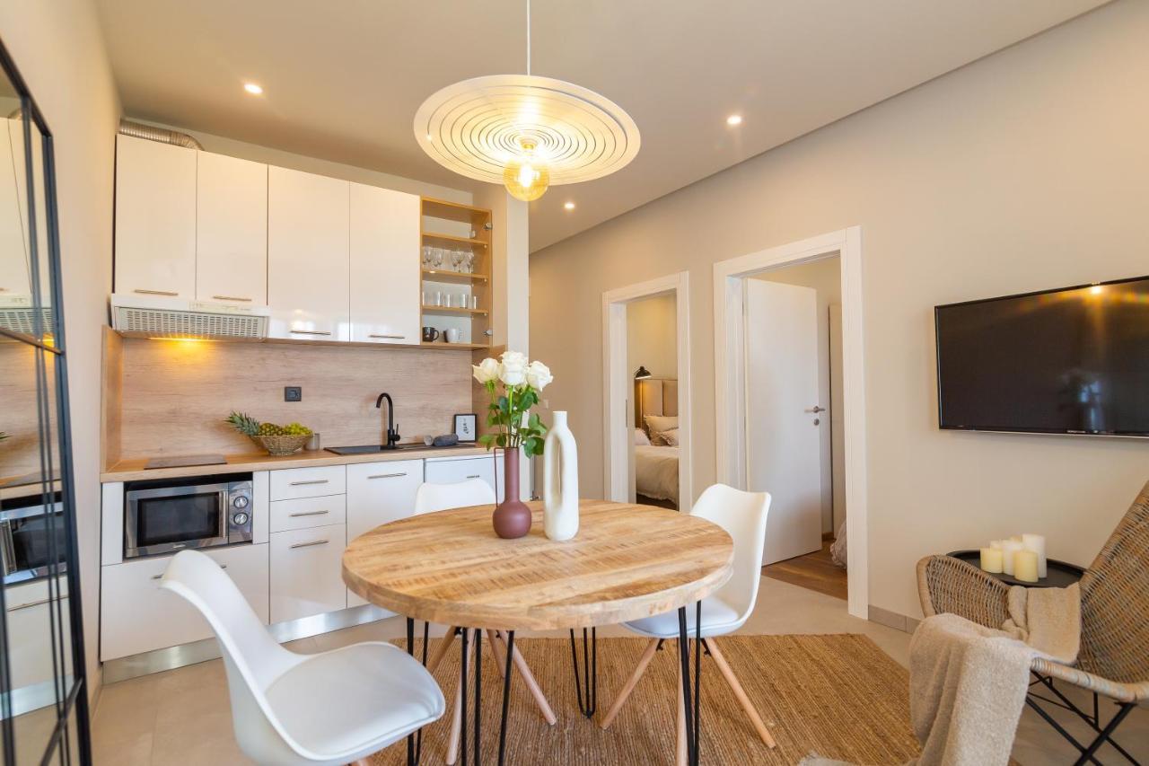 Apartments Uvalic A2 Трогир Екстериор снимка